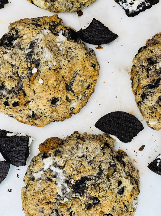 Dozen Cookies N Cream